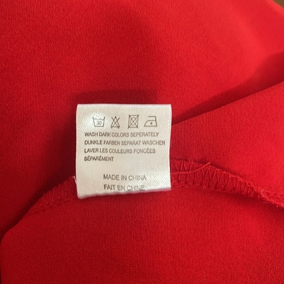 Kancystore red V neck blouse. Size 2XL - Picture 8 of 8